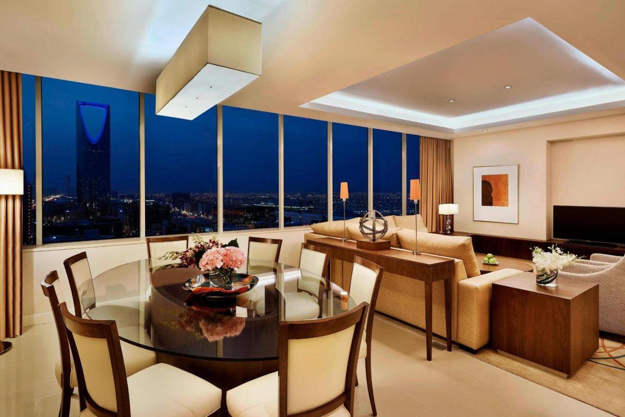 Courtyard By Marriott Riyadh Olaya Riade Exterior foto