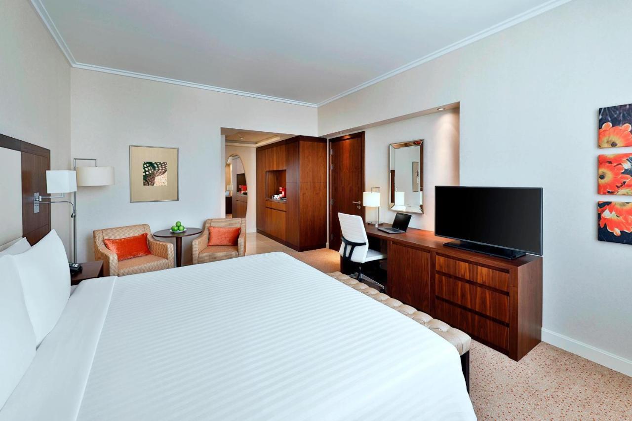 Courtyard By Marriott Riyadh Olaya Riade Exterior foto