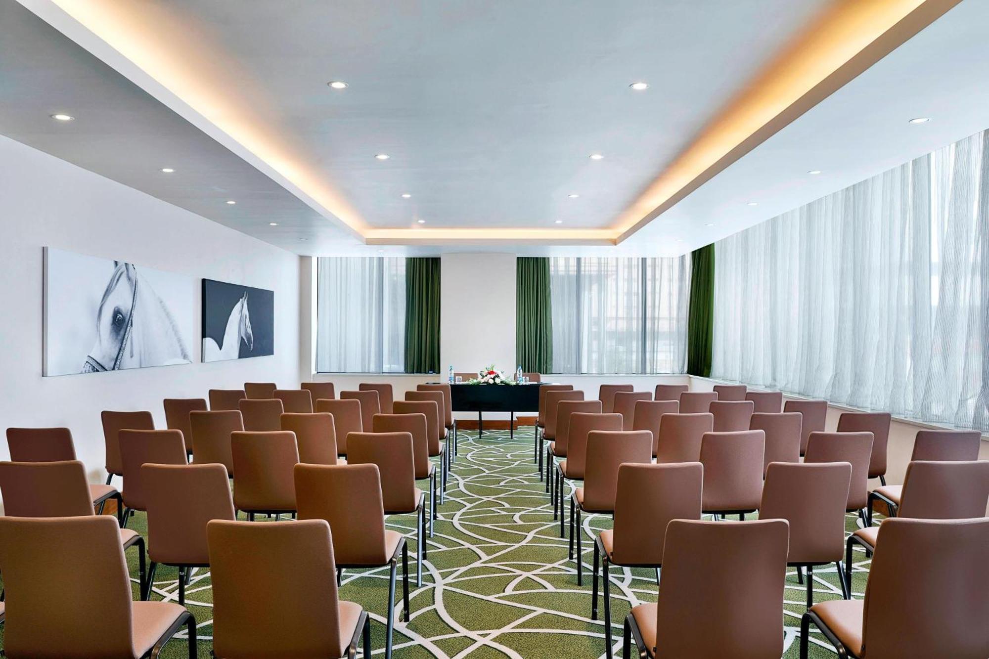 Courtyard By Marriott Riyadh Olaya Riade Exterior foto