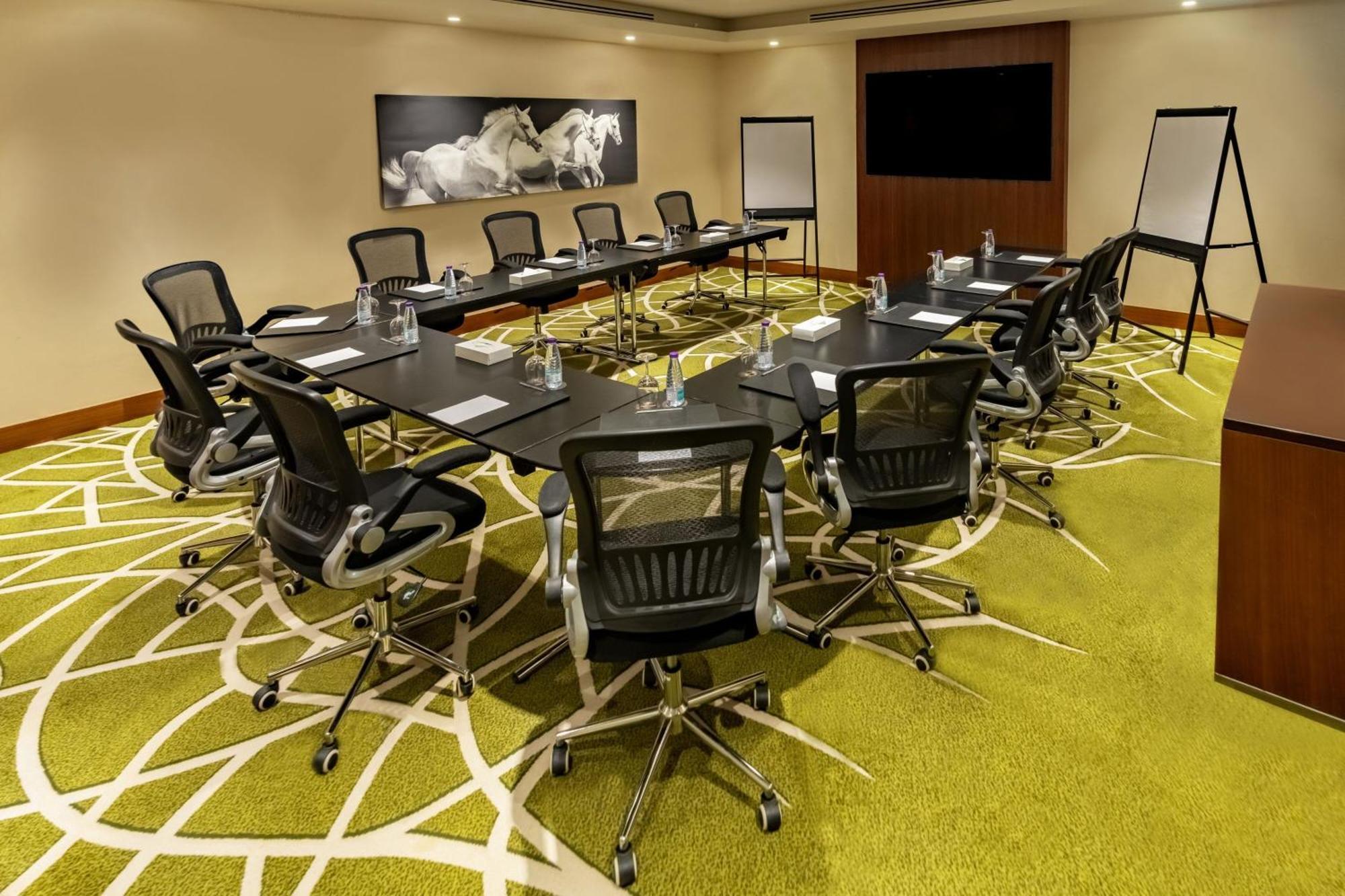 Courtyard By Marriott Riyadh Olaya Riade Exterior foto